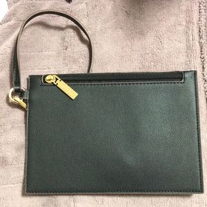 NWOT Anne Klein wristlet.